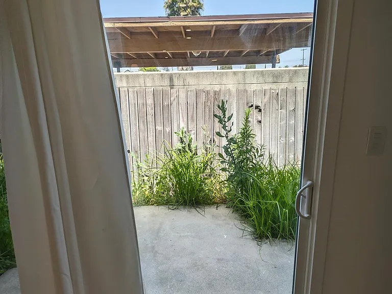 809 S 4th St #6 — Photo 17