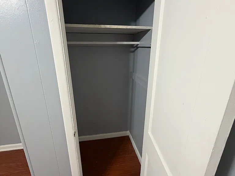 1333 Elbridge St #1 — Photo 3