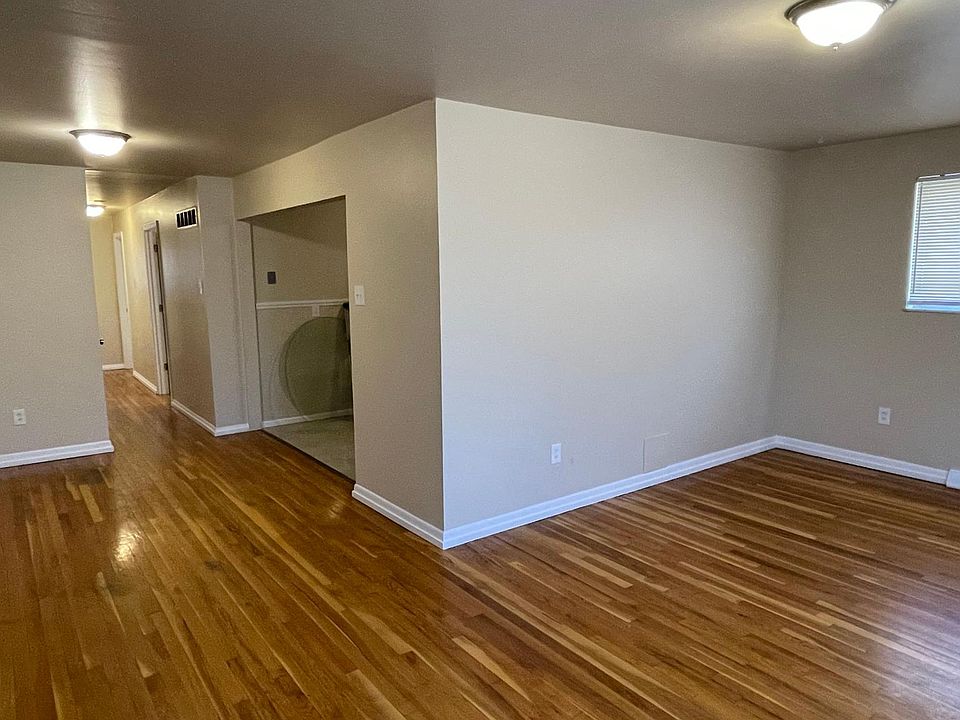 1st image of 4083 Esseldale Dr