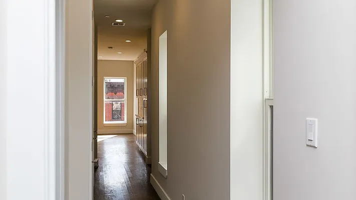 Rented by Nooklyn NYC LLC | media 30