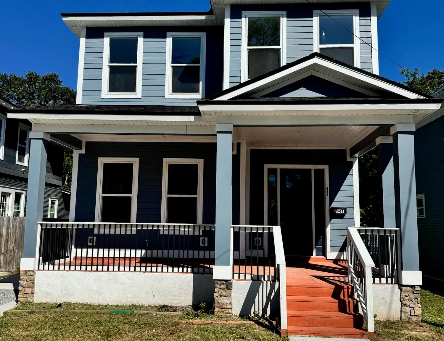 4 bed, 3.0 bath, 2489 sqft, $3,000 — Photo 2