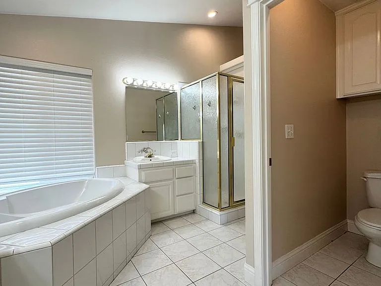 21789 Seven Lakes Ln — Photo 16