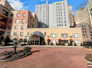 111 Mulberry St APT 3T, Newark, NJ 07102