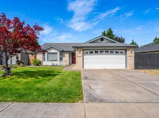 1219 Looking Glass Way, Central Pt, OR 97502