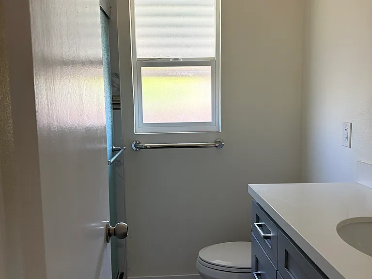 612 S Sylvan St — Photo 10