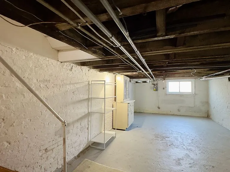 311 S East Ave — Photo 21