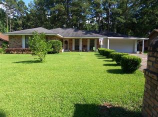 108 Jasmine Dr, Pineville, LA 71360