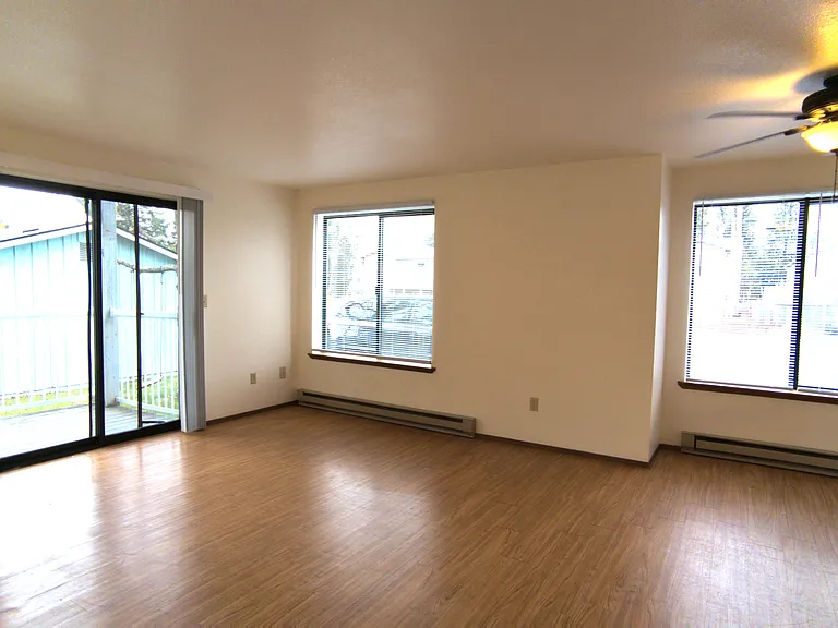 2320 Valencia St #12 — Photo 12