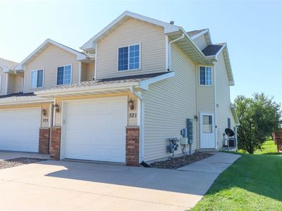 521 E Goldfinch Dr, Tiffin, IA, 52340