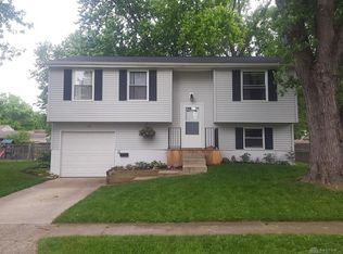 127 Lightner Ln, Englewood, OH