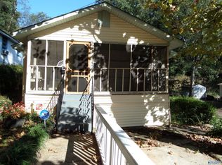 561 Line St, Gadsden, AL 35901