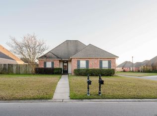 40417 Cross Creek Ave, Gonzales, LA 70737