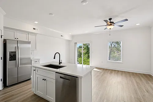 Floor plan 3BR 2.5B TH w1car EU