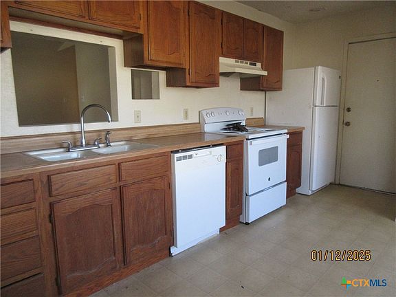 5th image of 3902 Trotwood Trl