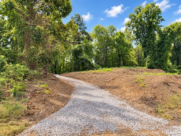 999 5th Street Rd, Corbin, KY 40701