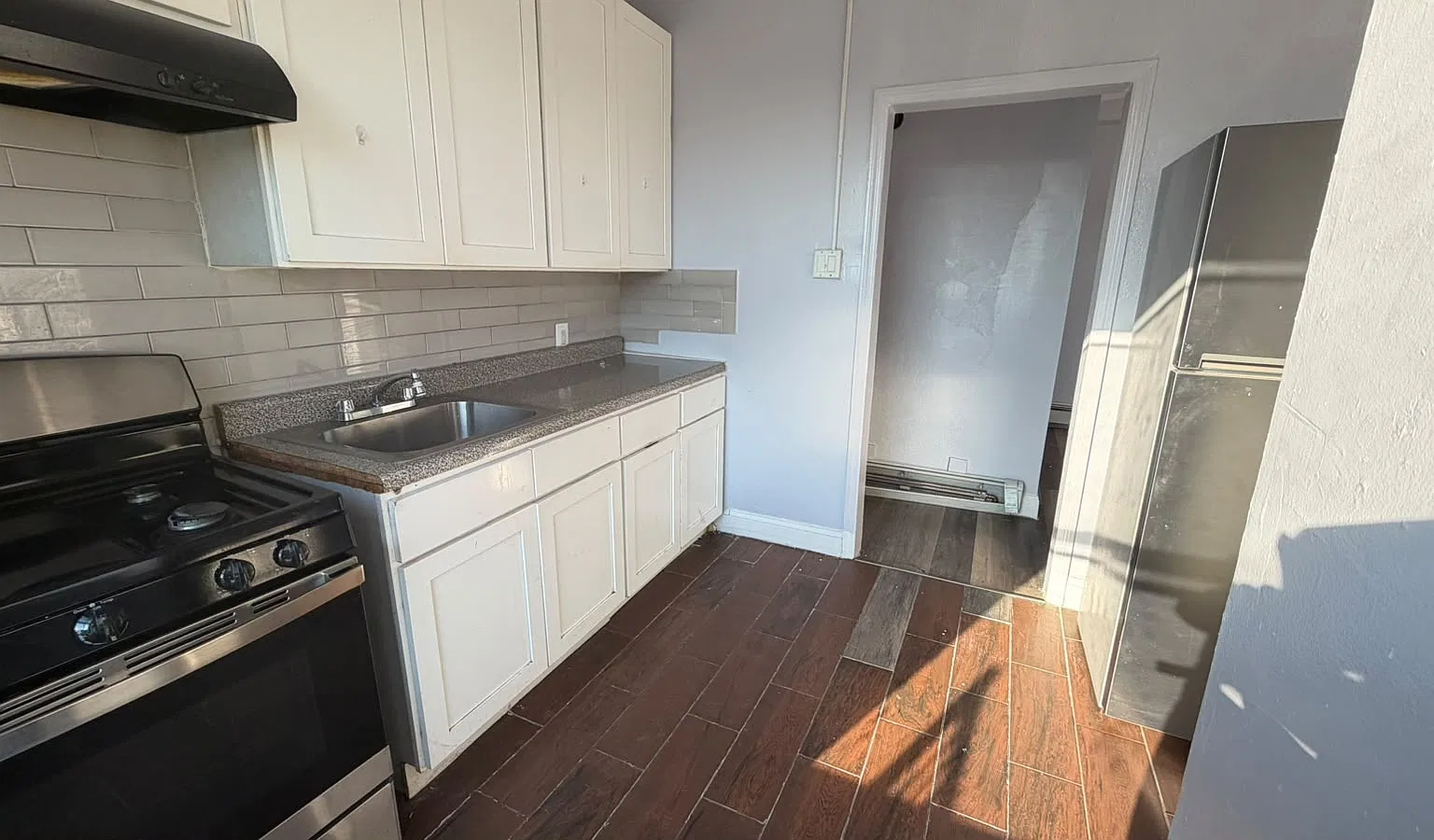 557 Ocean Ave — Photo 2
