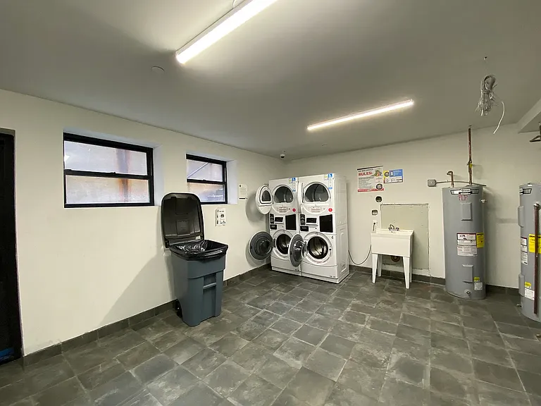 283 Powers St #1B — Photo 11