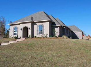 200 Austin Oaks Cir, West Monroe, LA 71292