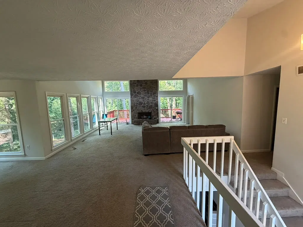 5 bed, 2643 sqft, $2,500 — Photo 3