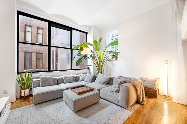 Sold by Compass | media 12