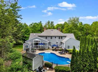 76 Plummer Rd, Bedford, NH 03110