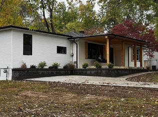 109 Short Dr, Fenton, MO 63026