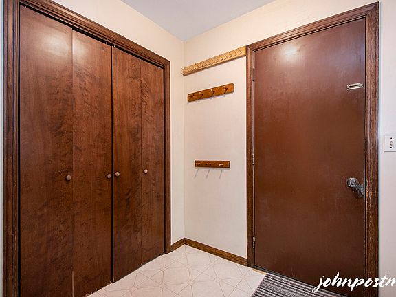 4th image of 1015 Eastmont Dr SE