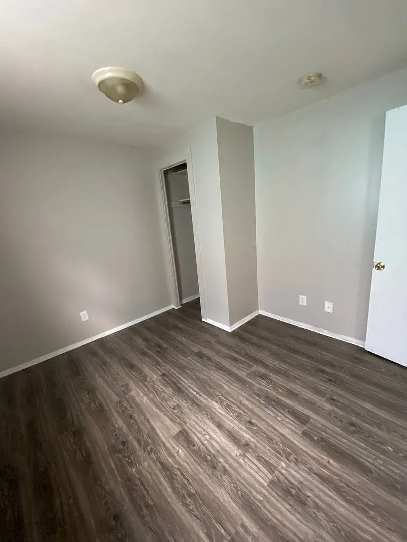 1265 West Genesee Street — Photo 4