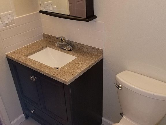 Newly remodeled bathroom, new vanity