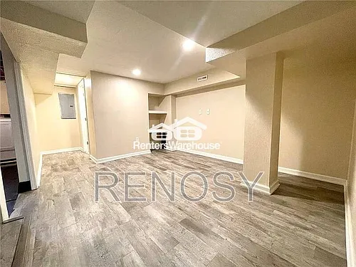 5810 Francis Ave Photo 1