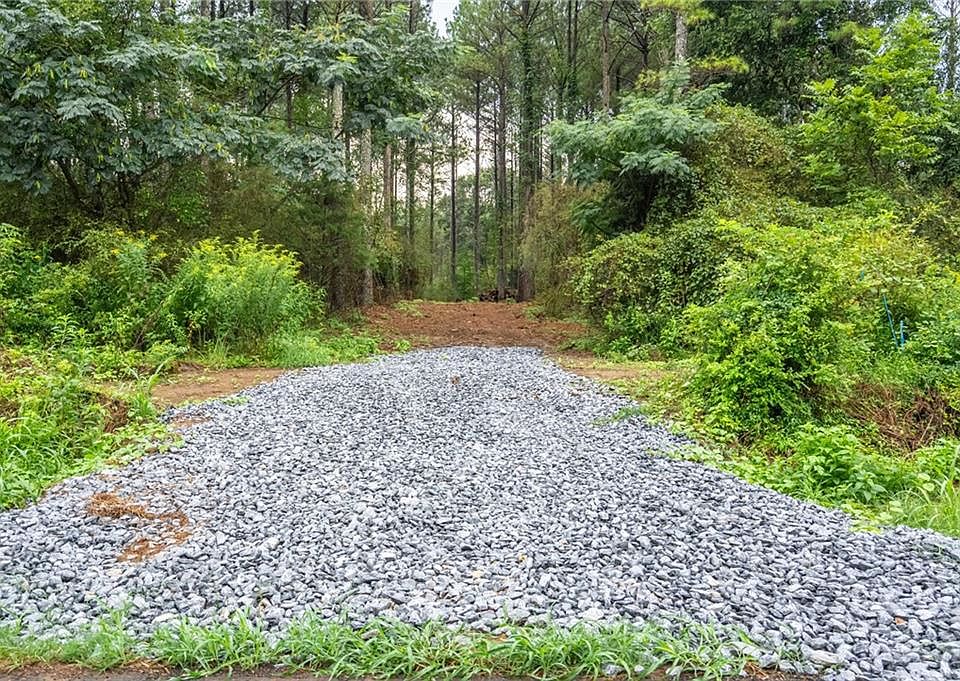 1st image of 554 Iron Hill Rd #3