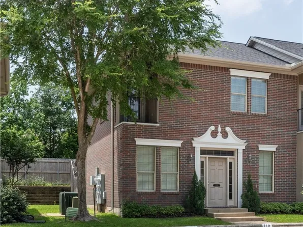 118 Forest Dr, College Station, TX 77840