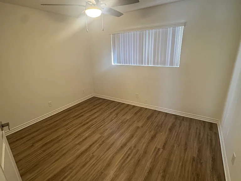 Friendly Hills apartments — Photo 11