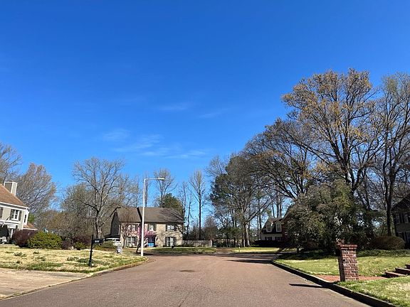 4th image of 2124 Hundred Oaks Cv
