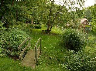 4562 Peoples Rd, Pittsburgh, PA 15237