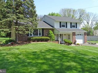 25 Kelinger Rd, Churchville, PA 18966
