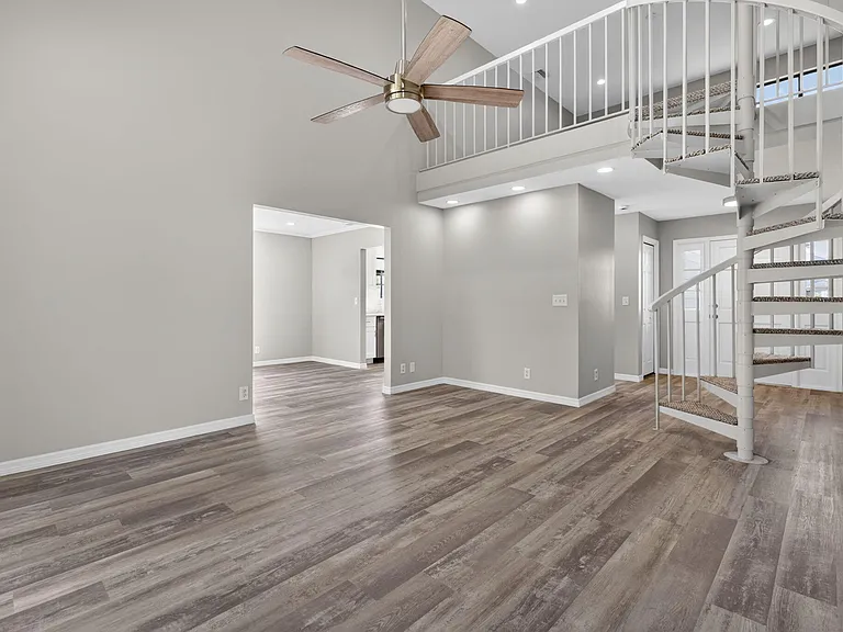 6119 Mullin St — Photo 7