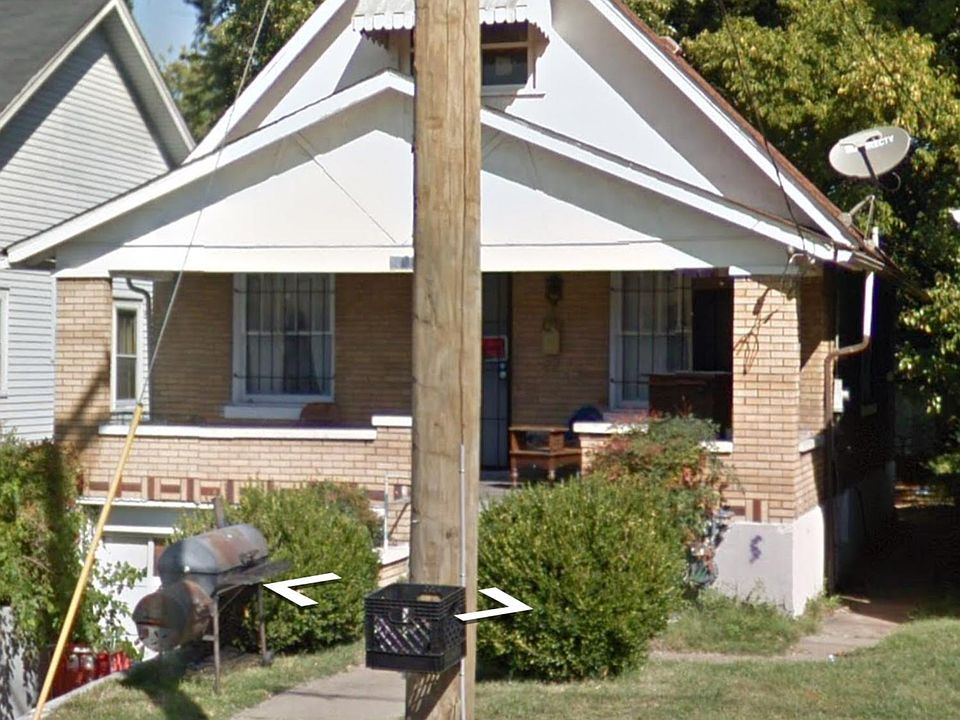 2nd image of 1785 W Lee St