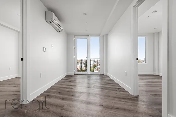 Rented by Rennit Inc. | media 4