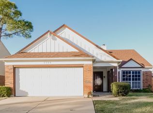2504 Creekwood Ln, Fort Worth, TX 76123