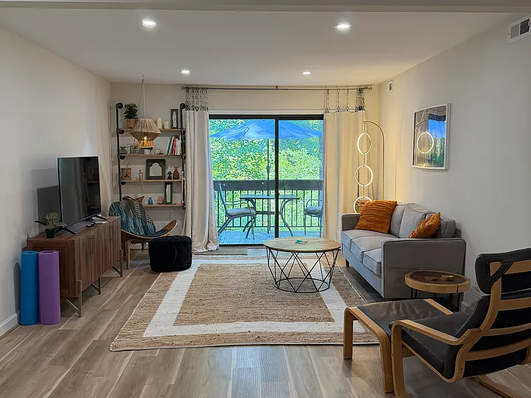 1506 Benjamin Pkwy — Photo 39