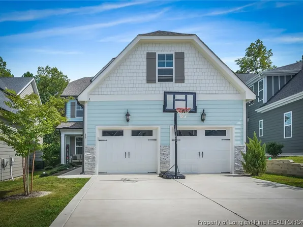 68 Spruce Hollow Cir, Spring Lake, NC 28390