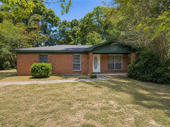 9310 Woodvale Dr, Semmes, AL 36575