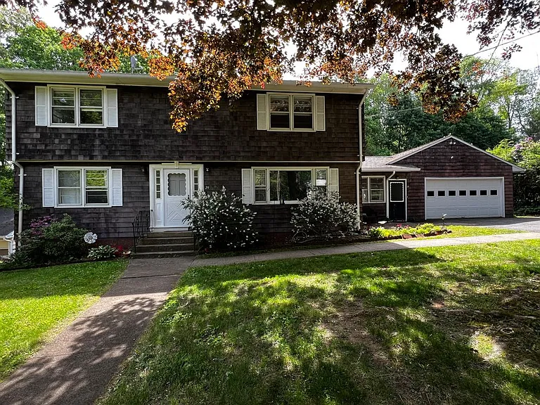 29 Patton Ave — Photo 1
