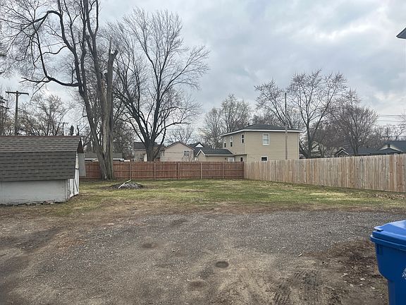 4th image of 4495 W Walton Blvd