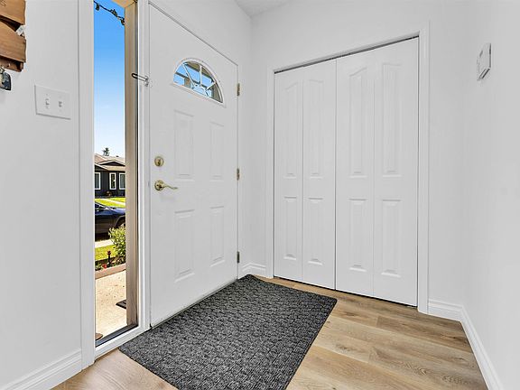 2nd image of 274 Kirkwood Ave NW