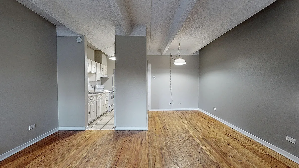 150 S Washington — Photo 4