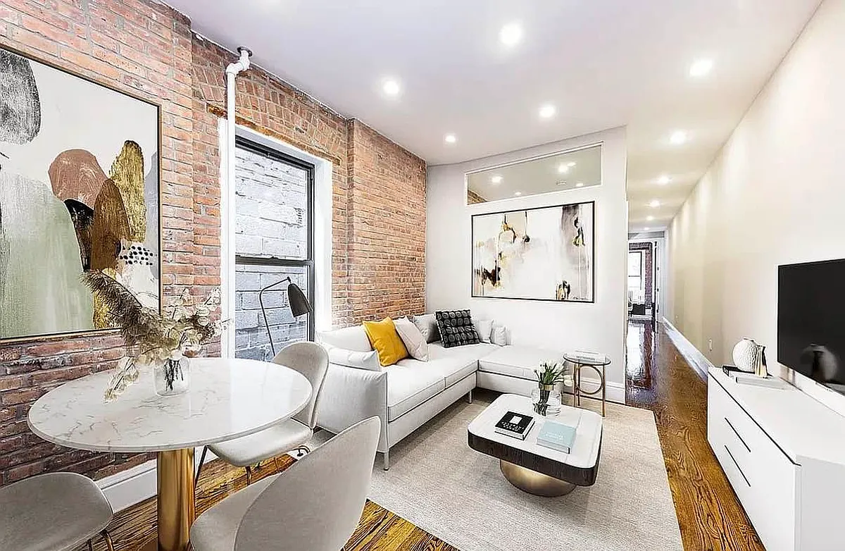 Building Photo - 266 W 25th St #2W