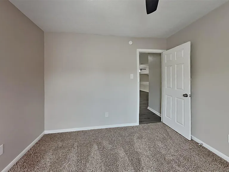 1211 Atlanta Dr — Photo 25
