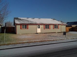 4504 Holly Way, West Richland, WA